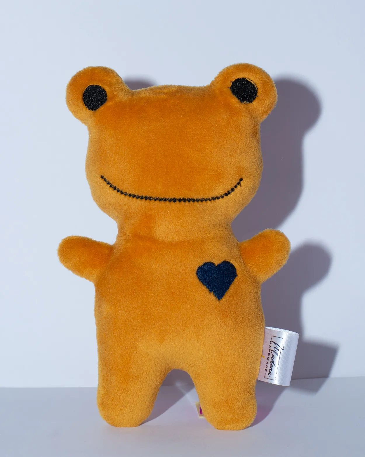 frovelek-zaba-frovel-studio-handmade